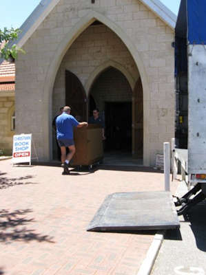The Allen organ being installed in Christ's Church, Mandurah