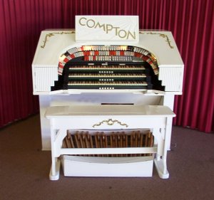 Compton Theatre organ console