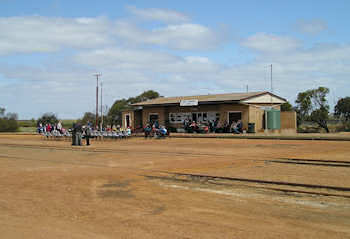 Lunch at the Wubin Railway Station